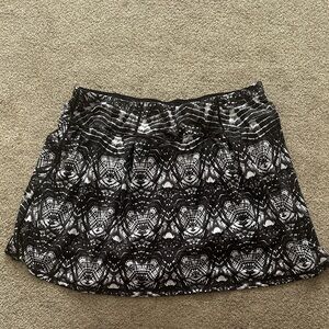 Ideology skort  active wear Black and White Patterned Women's Skort 2x